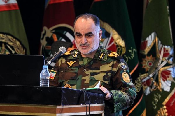 تخصص مهمترین مؤلفه نیروی انسانی در ارتش است