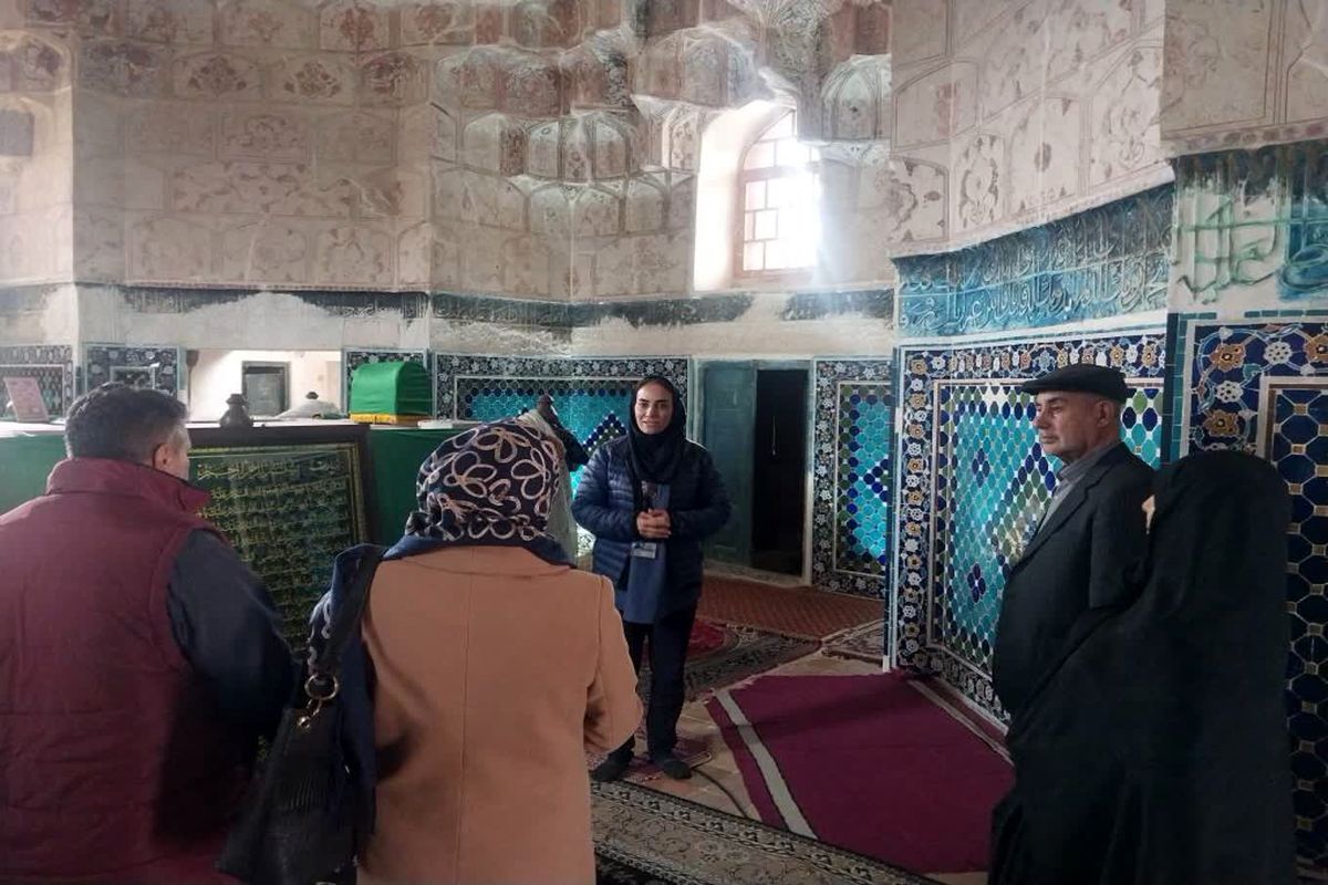 راهنمای گردشگری