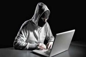 انتقام جویی خواستگار قدیمی از دختر جوان
