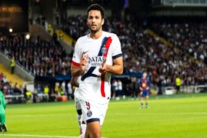 پیروزی ارزشمند پاری‌سن‌ژرمن در نیوکمپ با شکست بارسلونا