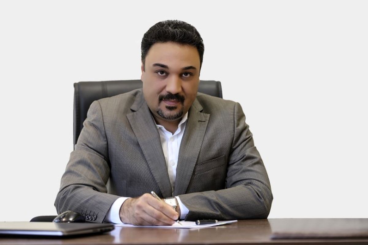 اکبر افتخاری