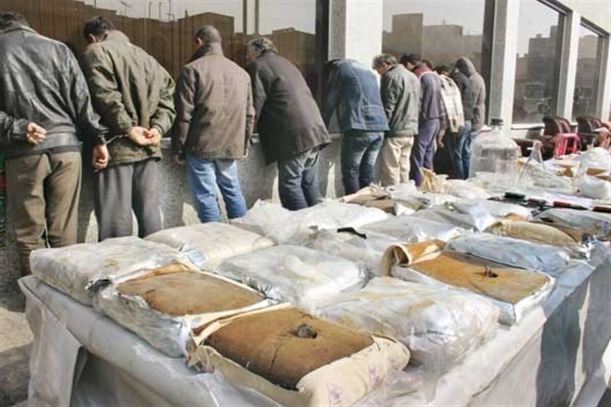 مبارزه با مواد مخدر