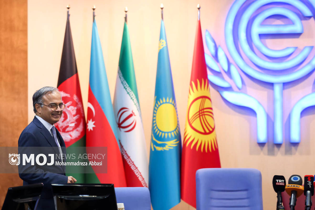 نشست خبری دبیرکل سازمان همکاری اقتصادی (اکو)