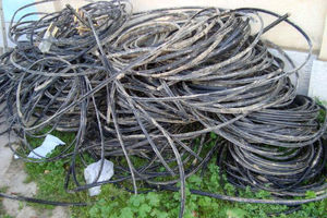 دستگیری سارقان کابل های مخابراتی در استان های تهران و کرج 