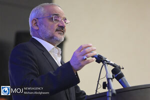 امیدوارم طی دو هفته آینده شبکه اجتماعی شاد را در تمام سطوح گسترش دهیم