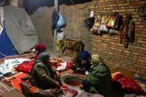 زلزله زدگان خوی همچنان به وسایل گرمایشی نیازمندند