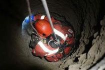 نجات مردی میان سال در پی سقوط به چاه