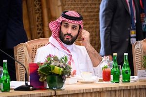 تماس تلفنی بن سلمان با امیر قطر پس از حمله اسرائیل به دوحه