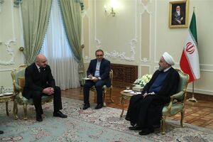 همه باید در مسیر مبارزه با تروریسم، یکپارچه و در کنار هم باشیم