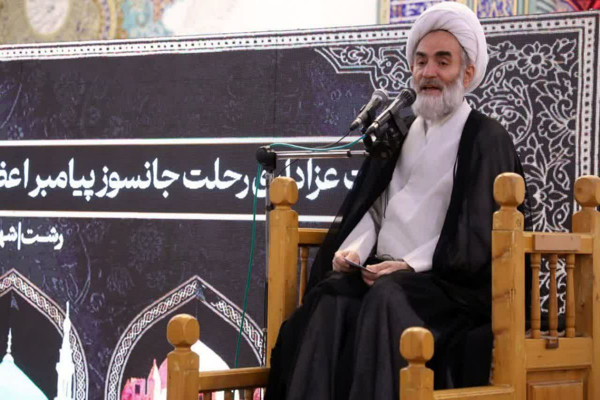 آیت‌الله فلاحتی امروز در مراسم عزاداری ررحلت جانسوز پیامبر اعظم(ص) و امام حسن مجتبی(ع) ویژه نیروهای مسلح استان گیلان