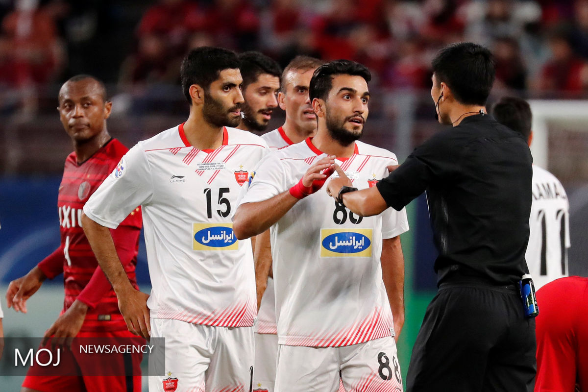 دیدار تیم های فوتبال کاشیما آنتلرز ژاپن و پرسپولیس ایران