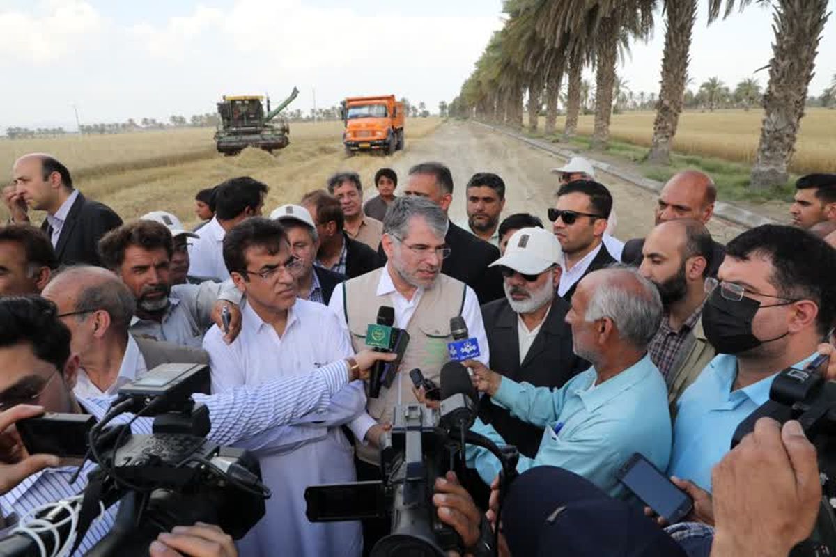 وزیر جهاد کشاورزی ساداتی نژاد در سیستان