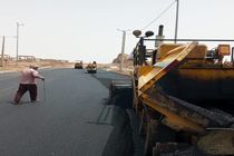 عملیات آسفالت شوارع و معابر شهرک صنوف قم اجرا شد