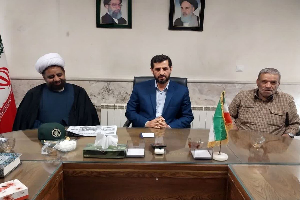 فرماندار تاکستان