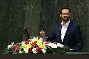 خدمات داخلی شبکه ملی اطلاعات باید بر خدمات خارجی مزیت رقابتی داشته باشد