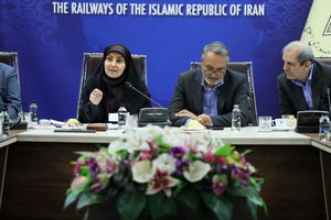وزیر راه و شهرسازی از انتخاب پایانه ریلی شلمچه به عنوان پایانه مرزی خبر داد