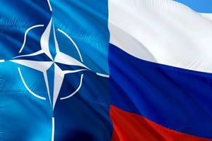 ناتو تا سال ۲۰۲۷ کمربند هوشمند دفاعی در مرز اروپا و روسیه  ایجاد می‌کند