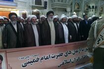 نمایندگان ولی‌فقیه و ائمه جمعه با امام راحل تجدید میثاق کردند