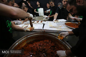 سازمان غذا و دارو برای حفظ سلامت در توزیع نذری ها ایام محرم توصیه‌ کرد