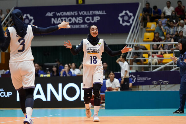 زنان والیبال ایران در کاوا با شکست ازبکستان صدرنشین شدند