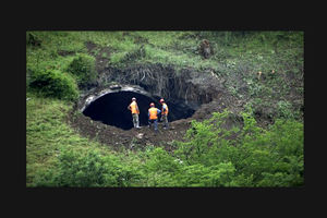 نمایش مستند «یک تونل» در جشنواره سینماحقیقت