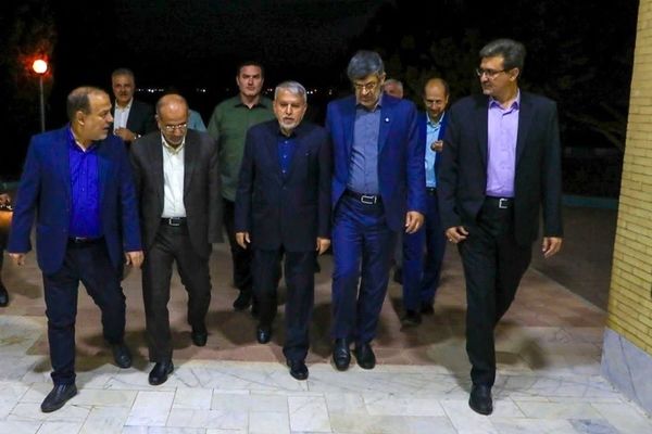 وزیر میراث فرهنگی وارد یزد شد/ سفری برای افتتاح طرح‌های ملی و گفت‌وگو با فعالان فرهنگی