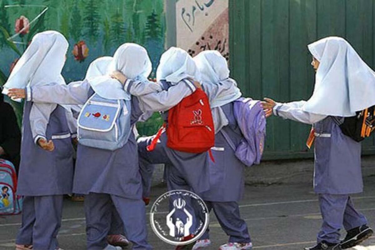 دانش آموز