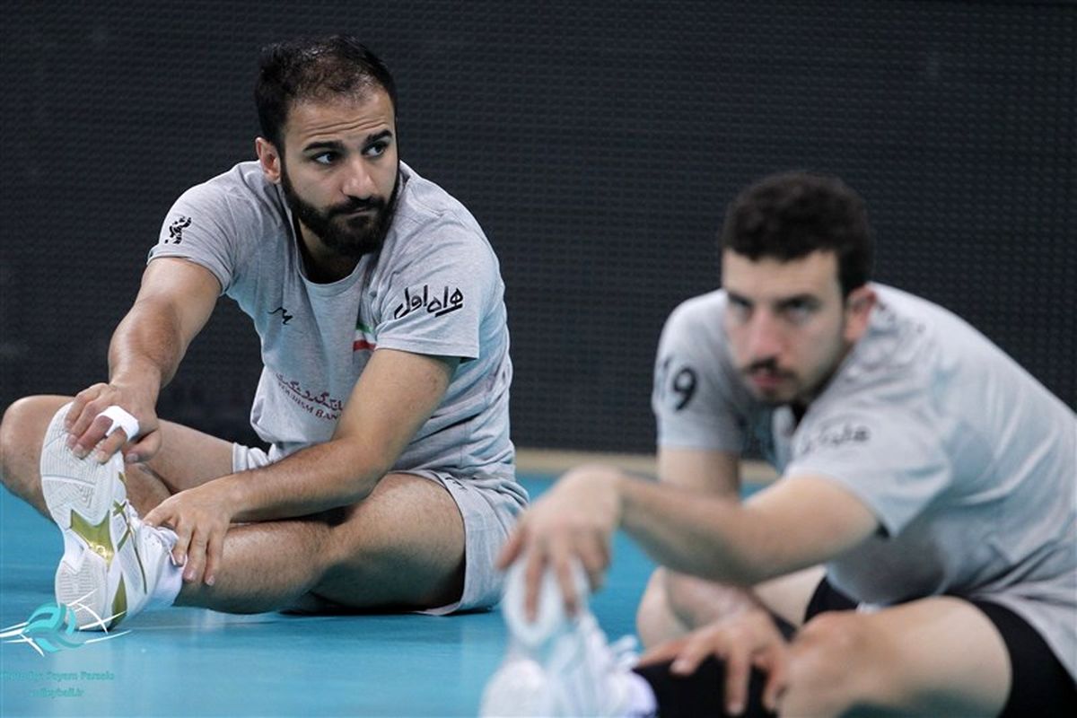 تمرین والیبال