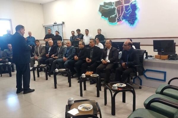 وزیر امور خارجه از مدیریت کنترل و پایش شرکت آبفای مشهد بازدید کرد