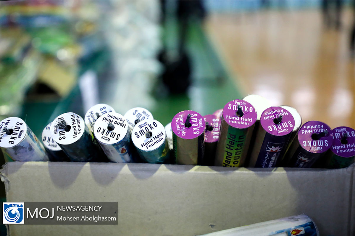 نمایشگاه کشفیات مواد محترقه و کالای قاچاق توسط پلیس تهران