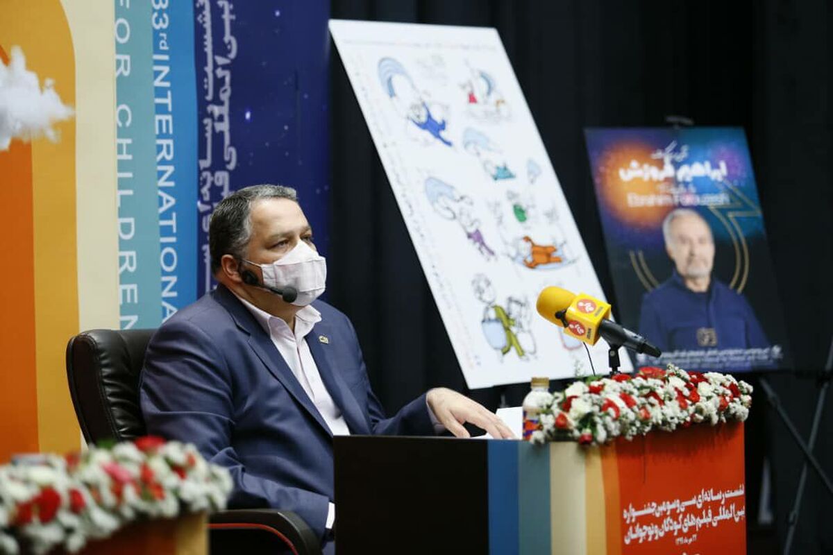 نشست خبری علیرضا تابش دبیر سی و سومین جشنواره بین المللی فیلم های کودکان و نوجوانان