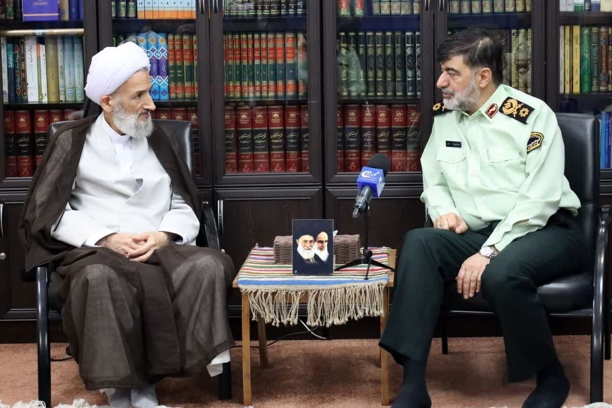 دیدار سردار رادان با آیت الله لائینی