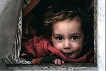 سازمان های مردم نهاد و موسسات خیریه به کمک خانواده های تحت پوشش بهزیستی بیایند