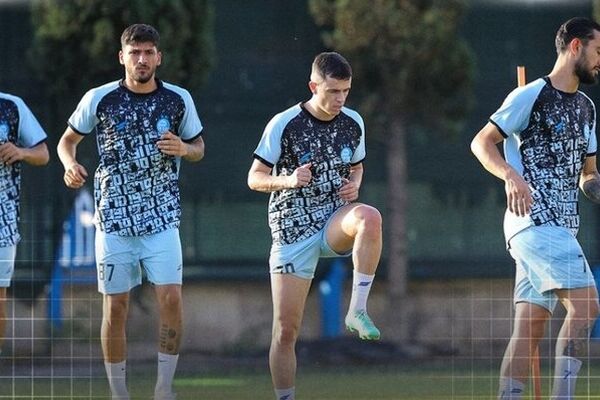 استقلالی‌ها قبل از شروع لیگ شارژ مالی شدند