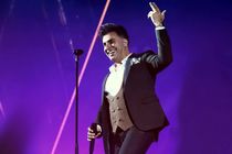 کنسرت علیرضا طلیسچی تمدید شد/ آقای اسمیت در برج میلاد!