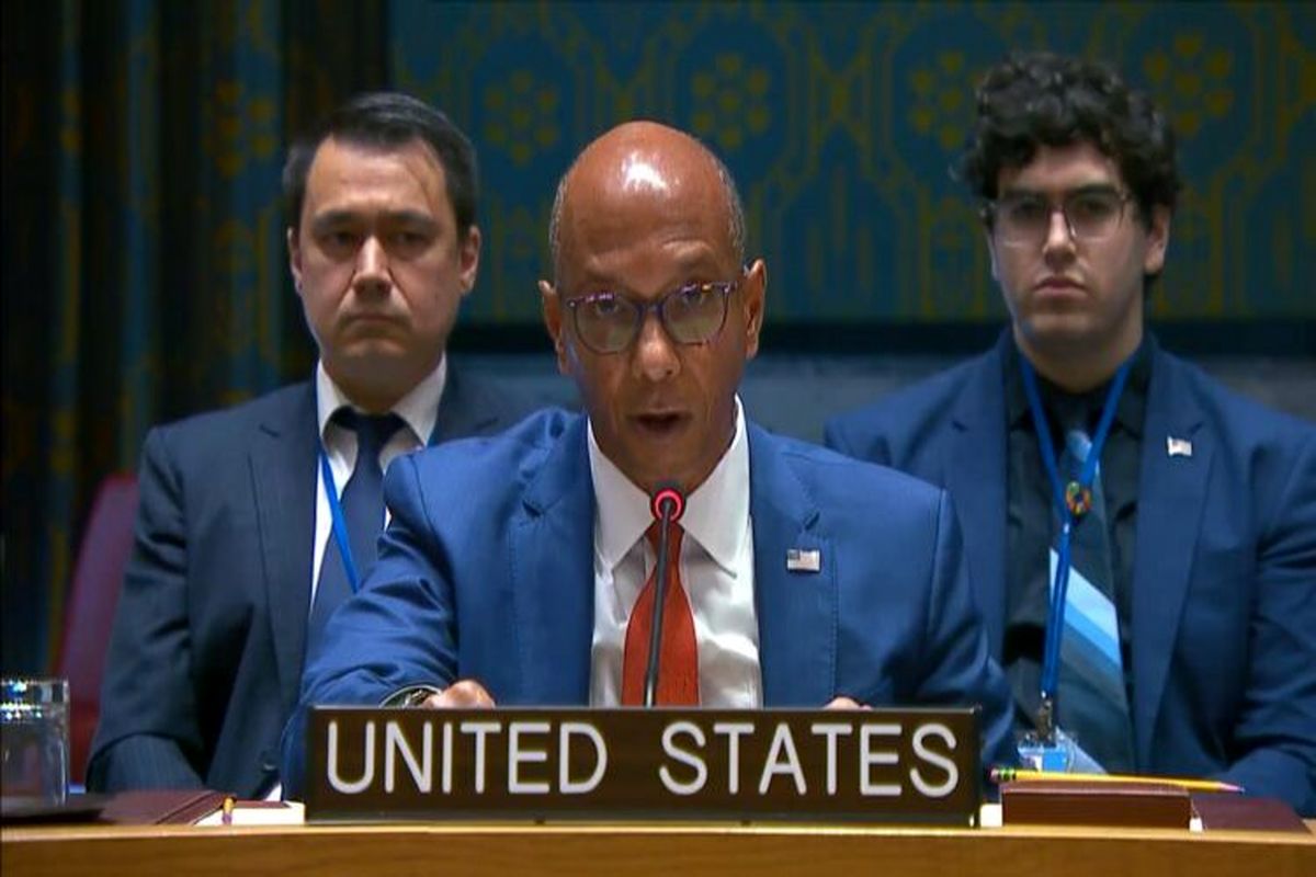 رابرت وود معاون سفیر آمریکا در سازمان ملل 