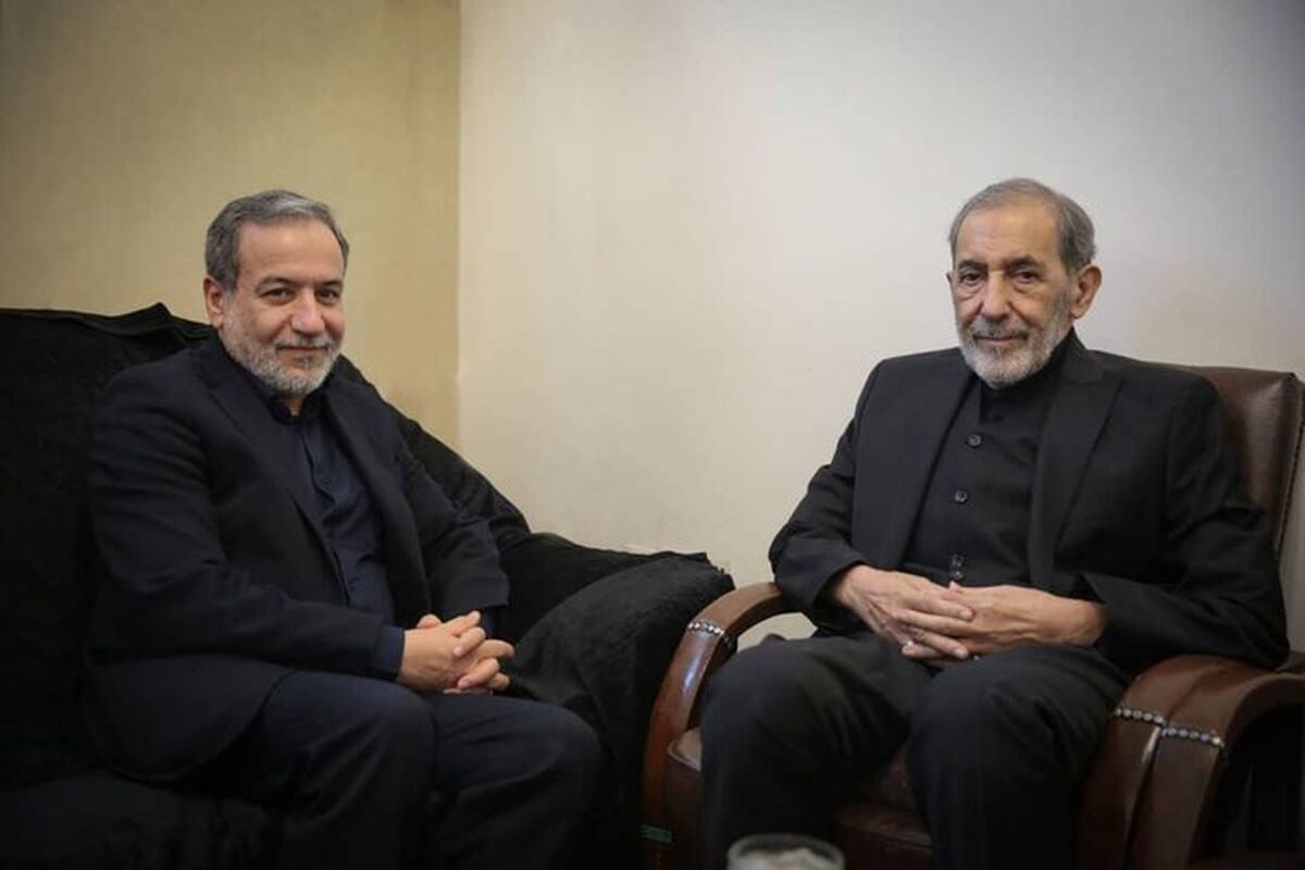 عراقچی و ولایتی