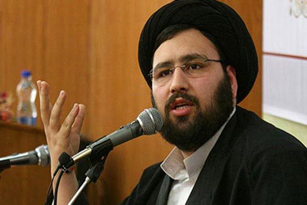 ما باید به نسل جوان مفاهیم امام را بفهمانیم تا انقلاب متزلزل نشود