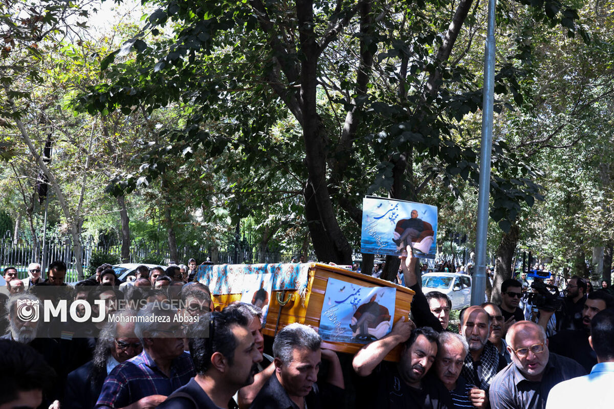 مراسم تشییع پیکر زنده یاد «محمد علی بهمنی»