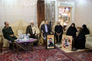 شهید اجاقی امروز در تبریز نماد مقاومت و ایستادگی است