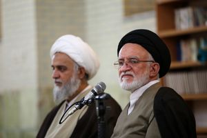 تخریب مسجد شهید دستغیب به هر بهانه ای پذیرفتنی نیست