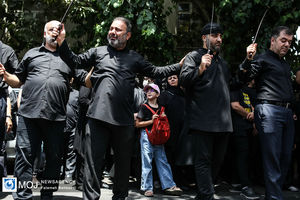 مراسم عزاداری روز عاشورا در تهران