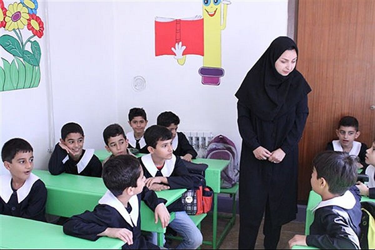 تجلیل از معلمان در هرمزگان