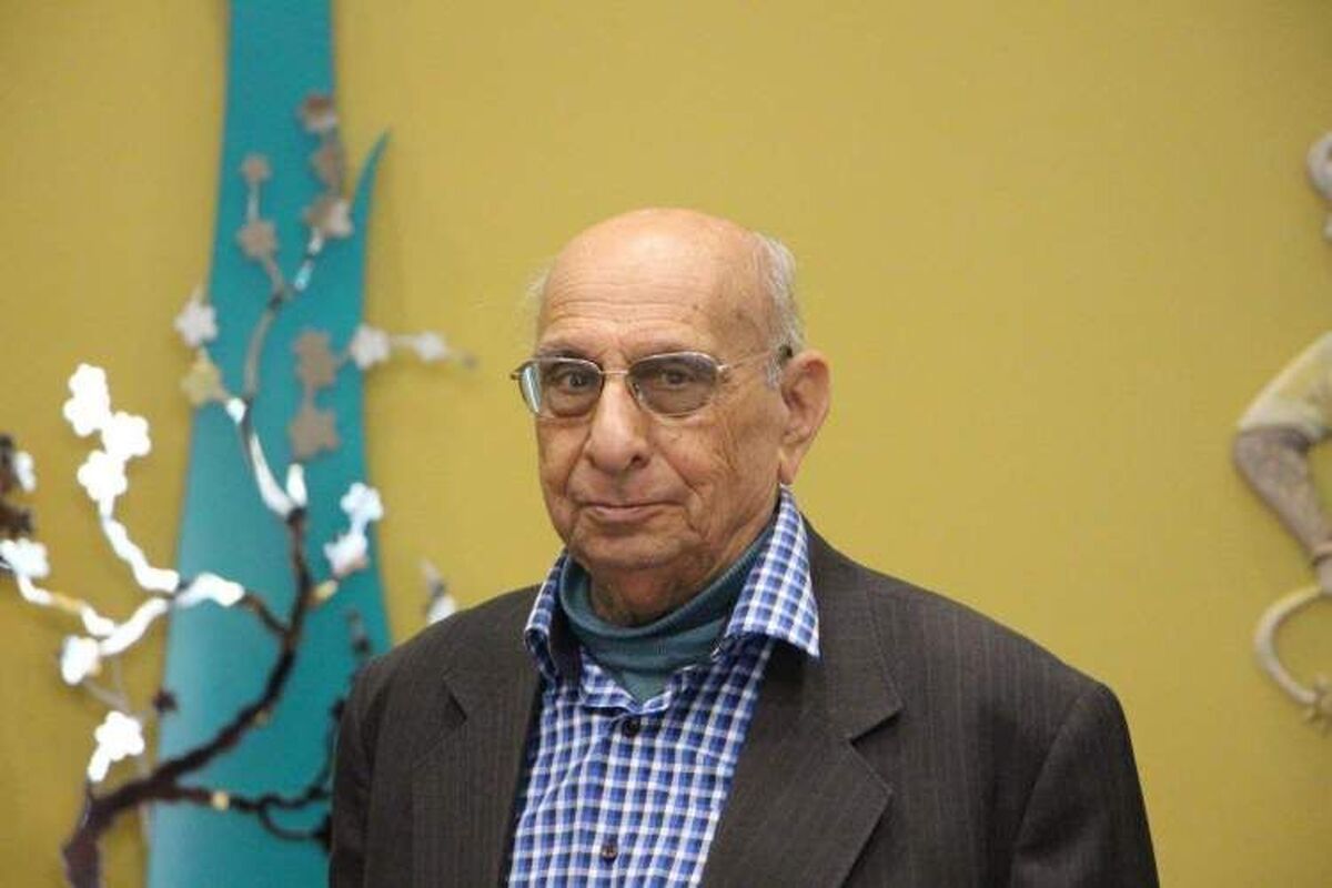 محمدرضا راشدمحصل، استاد پیشکسوت زبان فارسی