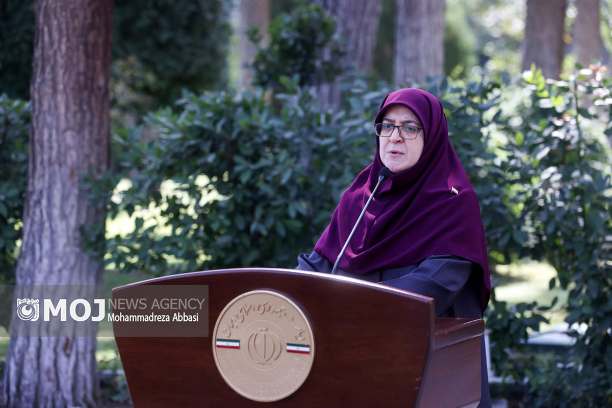 حاشیه جلسه هیات دولت - ۱۸مهر