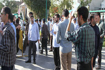 تجمع جمعی از دهیاران مقابل مجلس