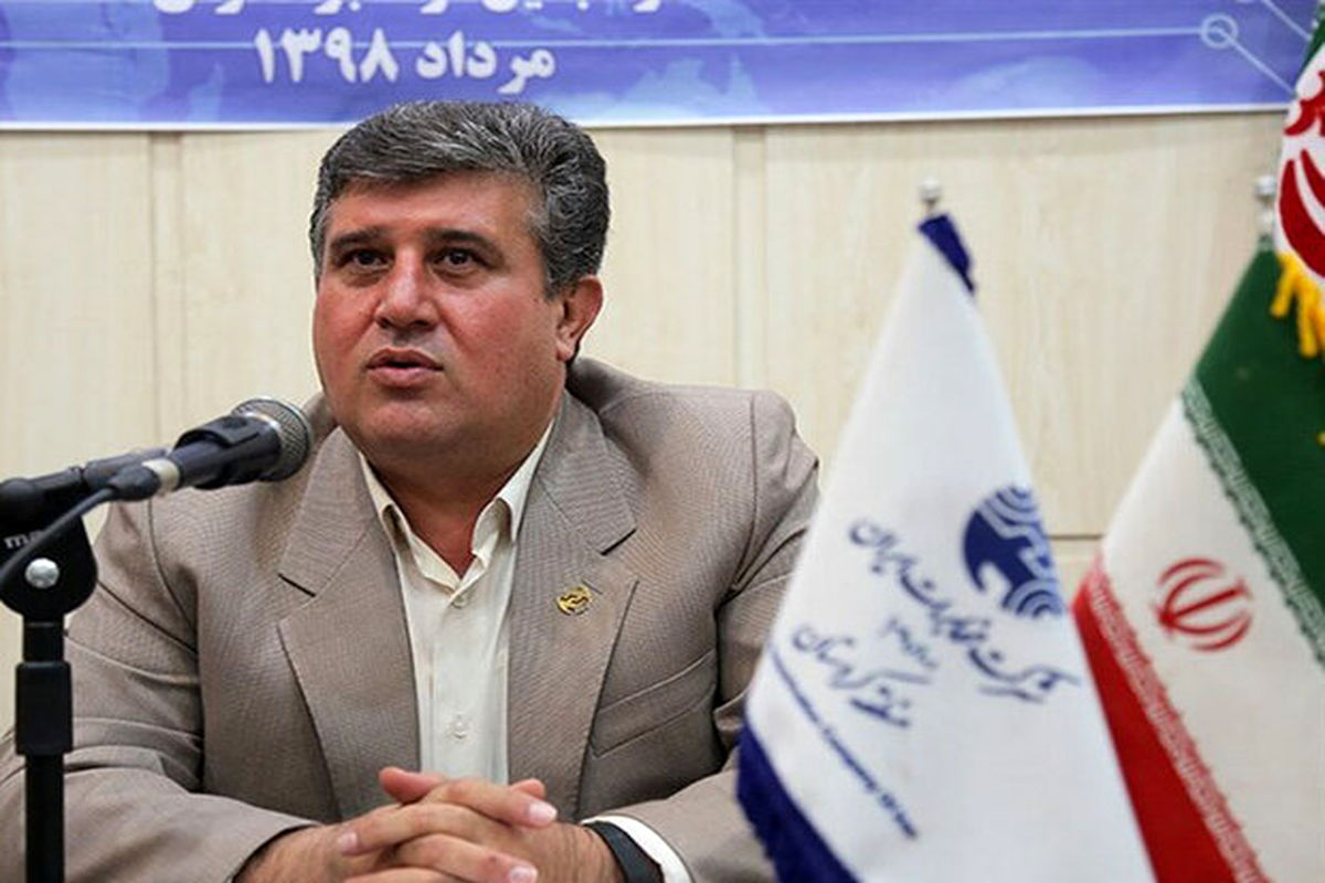آزاد حکمت