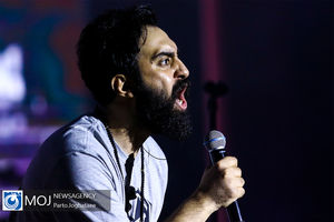 آیا مهدی یراحی مهاجرت کرده است؟