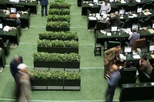 پرداخت‌های غیرقانونی و نجومی در دولت قبل صورت گرفته است