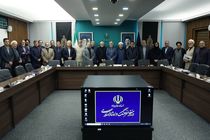 نگاه قیم مآبانه به اهل فرهنگ کنار گذاشته شود